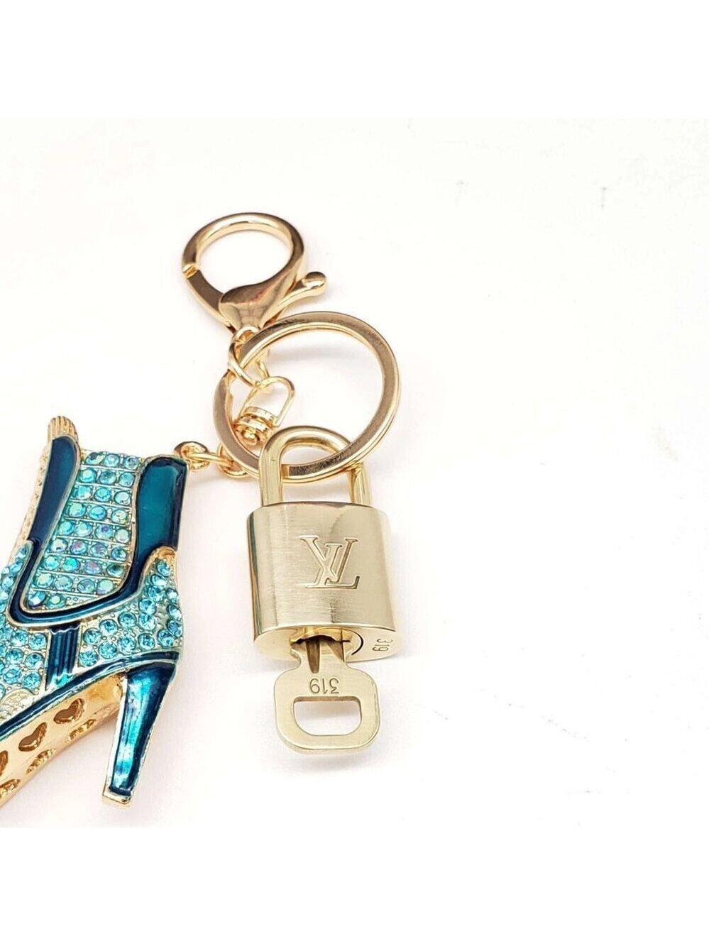 Louis Vuitton Gold Lock 🔑 Authentic LV Padlock + Unbranded Shoe Bag Charm - Picture 5 of 10
